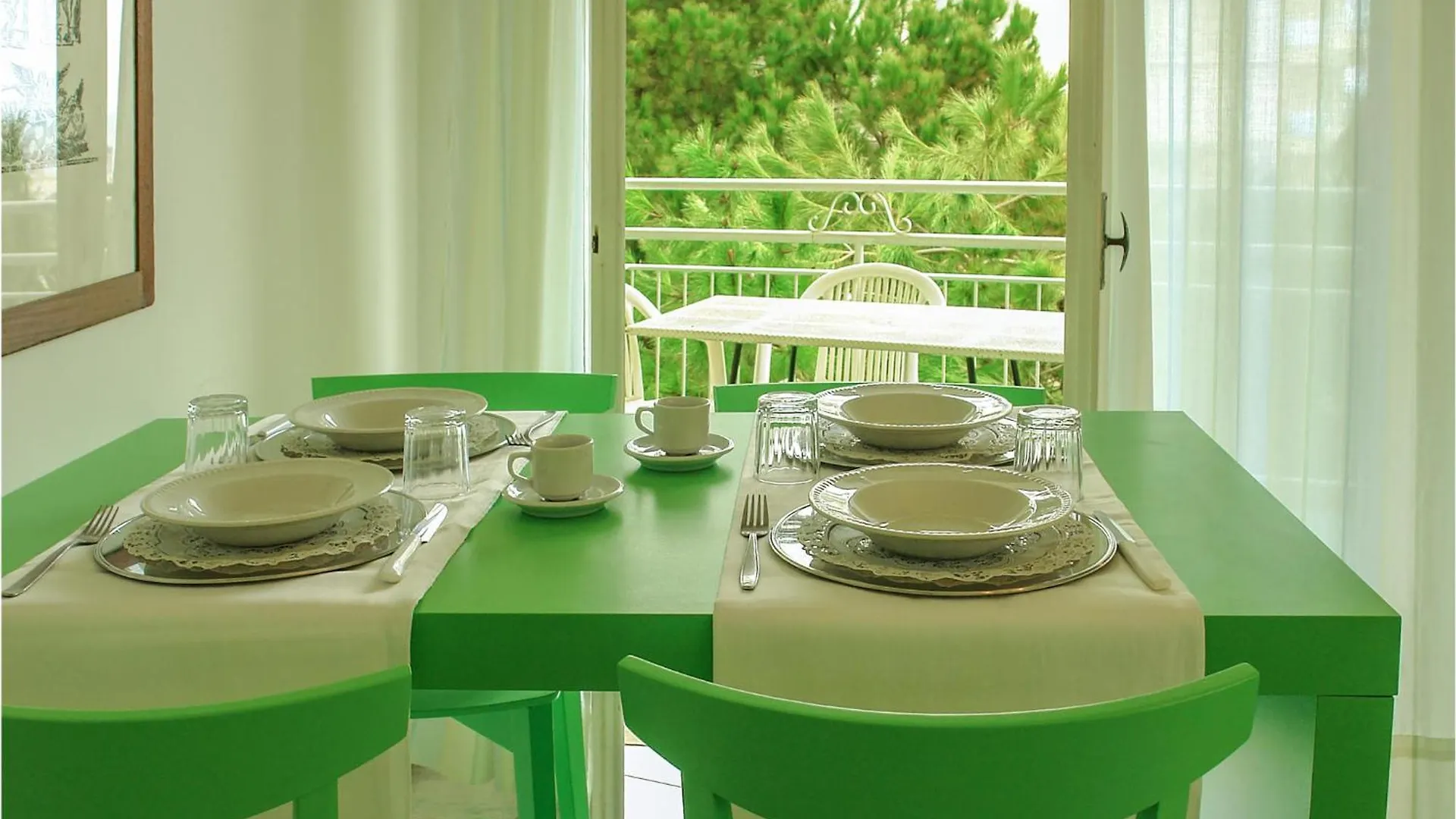 Beautiful Apartment In Cattolica With Kitchen